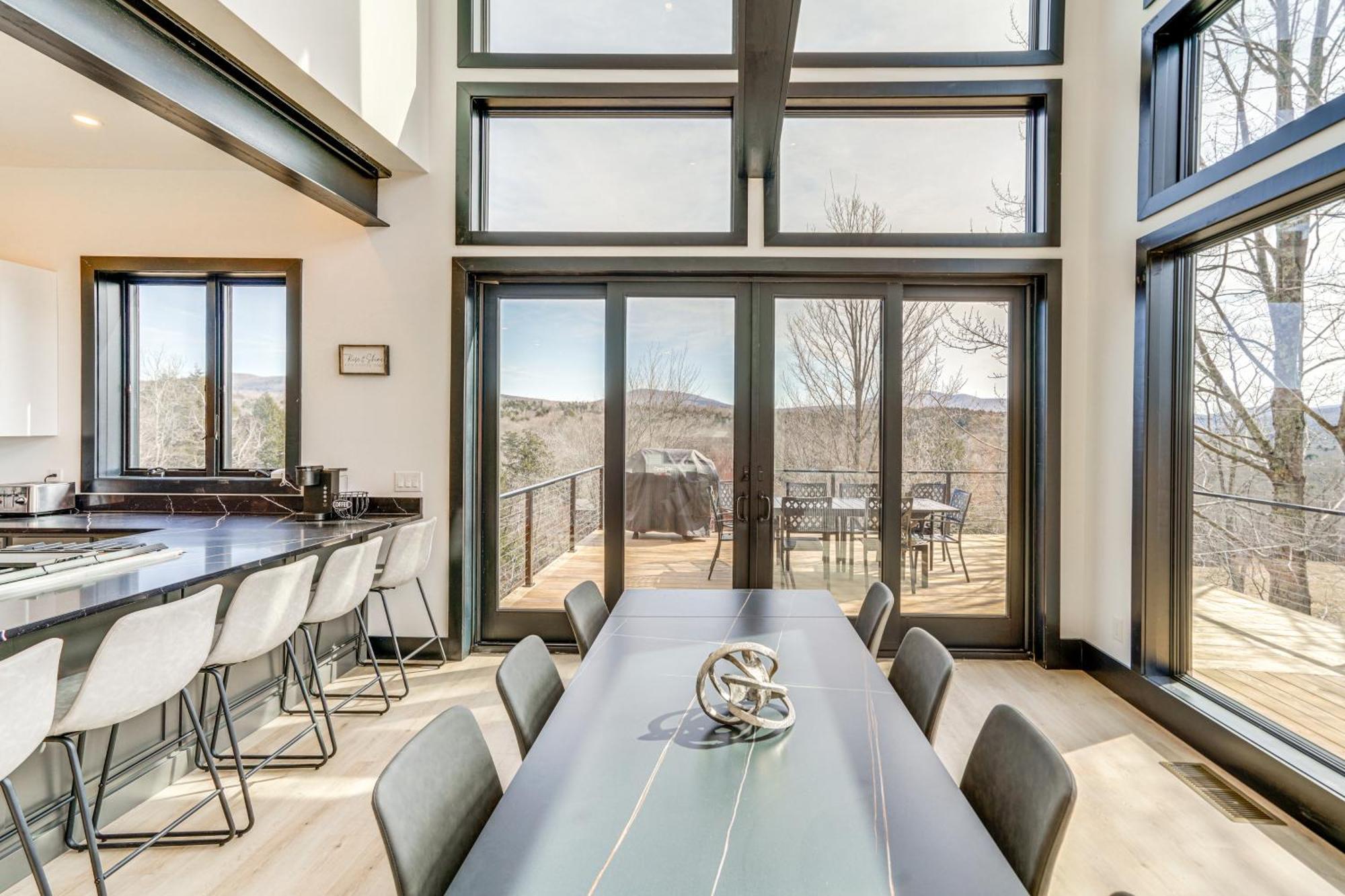 Custom Windham Mtn Villa With Pool, Theater And Views! Екстер'єр фото